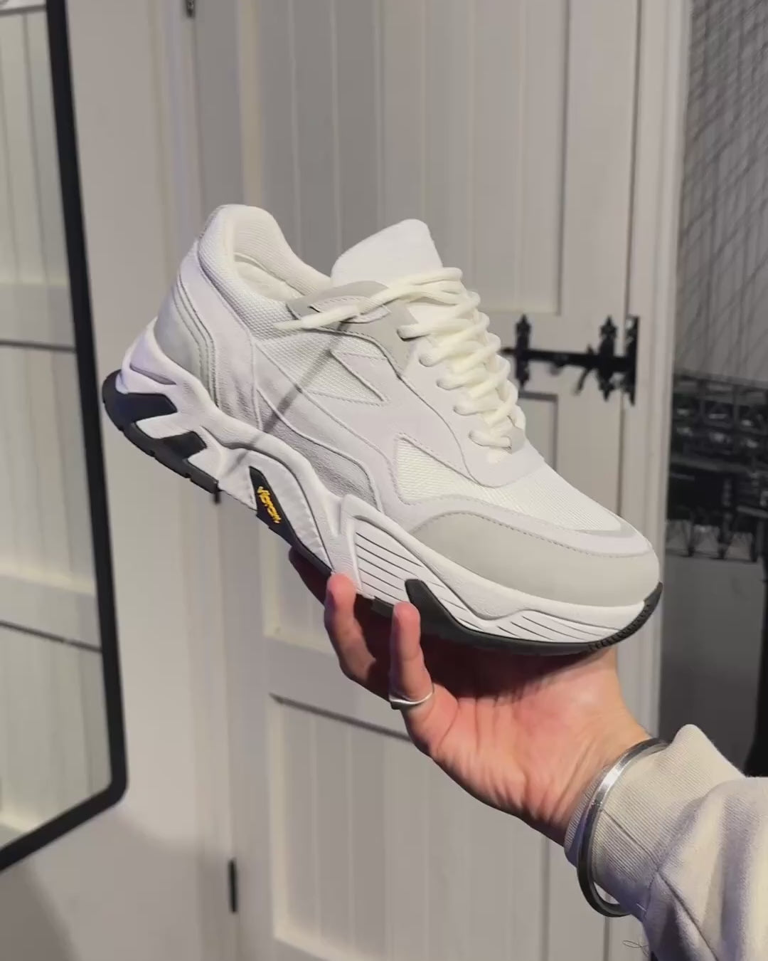 Hollen Super - Gray White